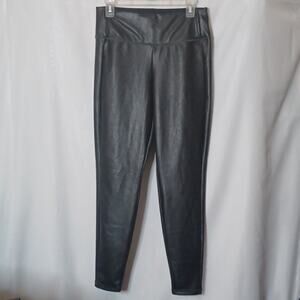 ATHLETA  Women's Black Faux Leather Leggings. Size M.